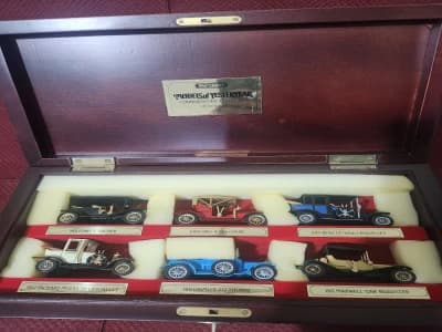 Connoisseurs' Collection