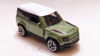 Land Rover Defender 90