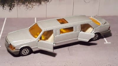 Mercedes Stretch Limousine