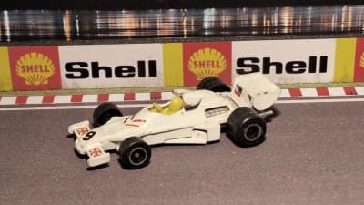 Shadow DN5