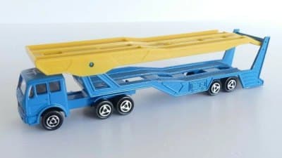 Mercedes Car Carrier
