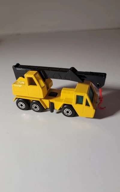 Crane Truck