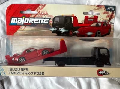 Isuzu NPR & Mazda RX-7 FD3S