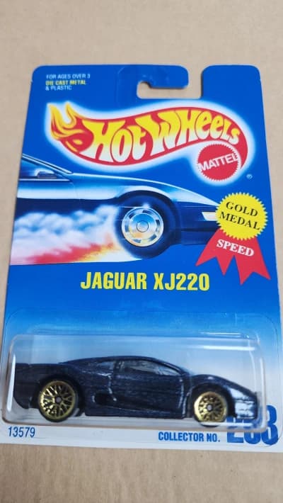 Jaguar XJ220