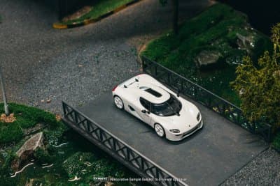 Koenigsegg CC850 White with Tarmac Cards Combo Set