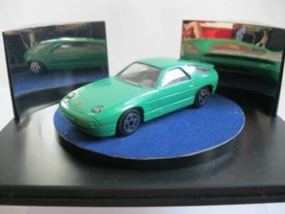 Porsche 928 S4