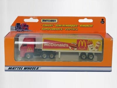 DAF 3300 Space Cab Articulated Trailer Box McDonald's